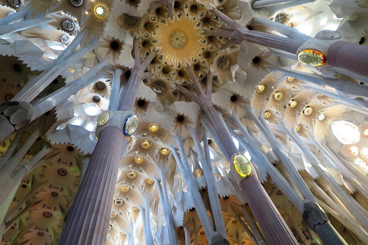 Gaudi Increase of verical size by paraboloids